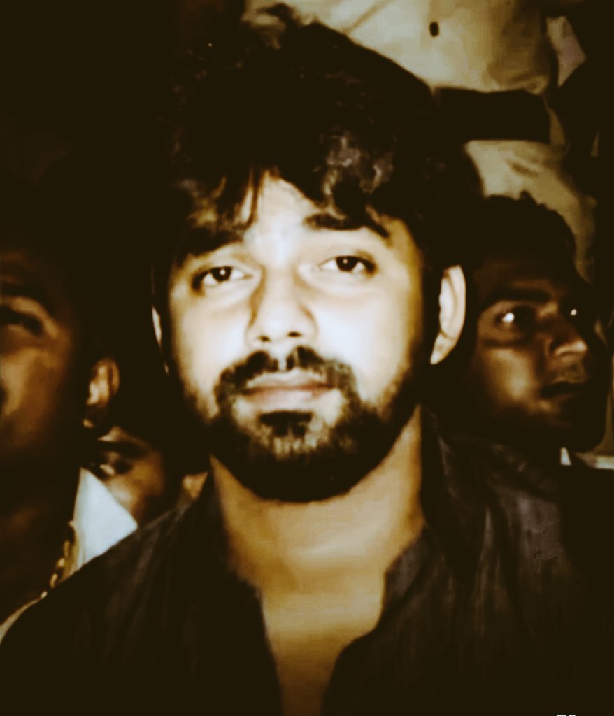 SaurabhBabuaan's tweet image. Happy Birthday Legend! 😎
Power House Of Bhojpuri Industry.
#Power_Star 🤘
#Pawan_Singh 🚩
@PawanSingh909