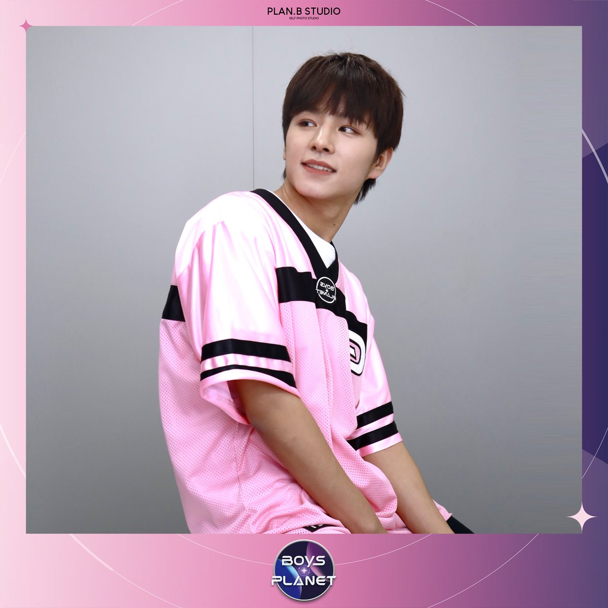 _mnetplanet's tweet photo. #왕즈하오 #WANGZIHAO | G그룹

찰칵📸
소년들이 직접 찍고, 써 본 '나만의 매력'✨

소년들의 더 많은 정보를 알고 싶다면?
▶ 프로필 링크를 확인하세요!

<#BOYSPLANET>
02. 02 (Thu) 8PM (KST) 첫방송

#보이즈플래닛 #Mnet https://t.co/aYgI5JHUtp