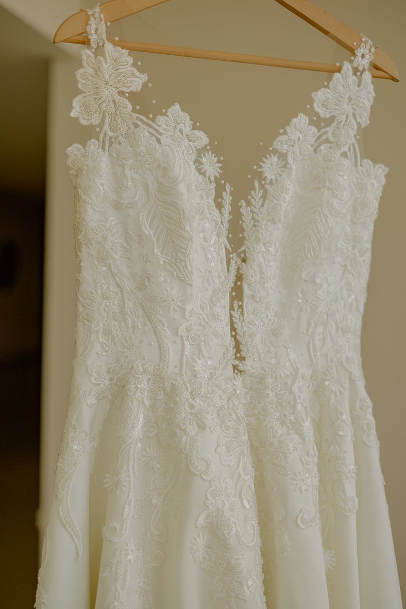 Cásense. Yo les hago sus vestidos. 🤍🥺