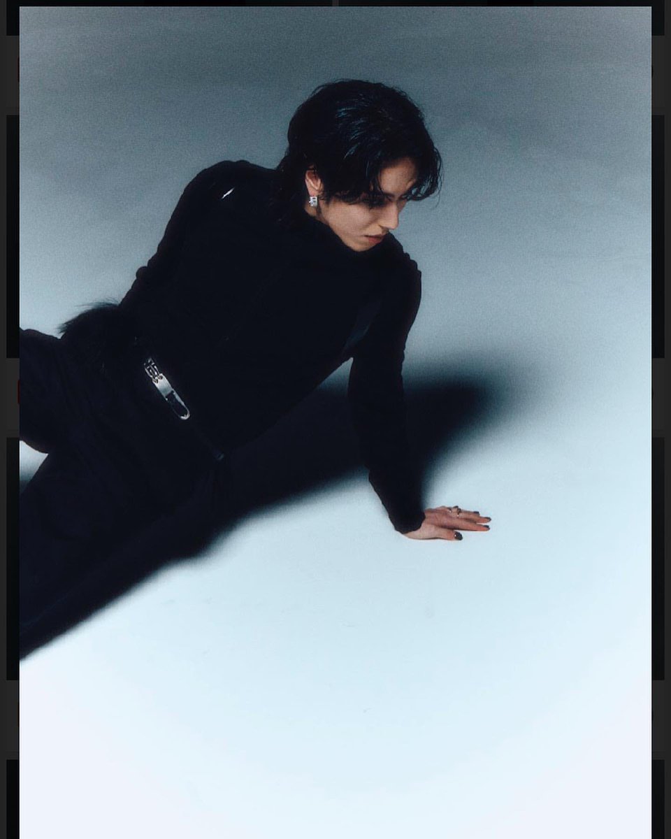 230104 유겸 인스타그램 &amp; 트위터 #겸스타그램 #겸트 | <Ponytail> 비하인드 포토

"yugyeom: 🖤🐧⚫️"

🌼instagram.com/p/Cm_LgEByoAC/

#유겸 #YUGYEOM #AOMG #갓세븐 #Ponytail <a href="/yugyeom/">김유겸</a>