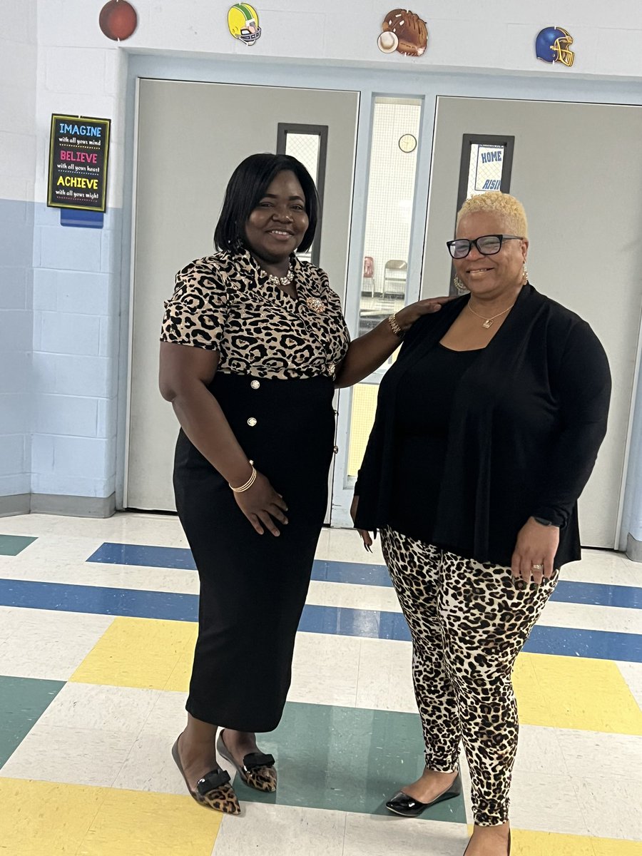 On day one back we caught these amazing staff members #twinning <a href="/PinkstonPride/">Pinkston Street Elementary</a> It’s the little moments that keep us smiling  and cement the connections within the Tiger family.  We love our staff and scholars.  #ThisisPinkston