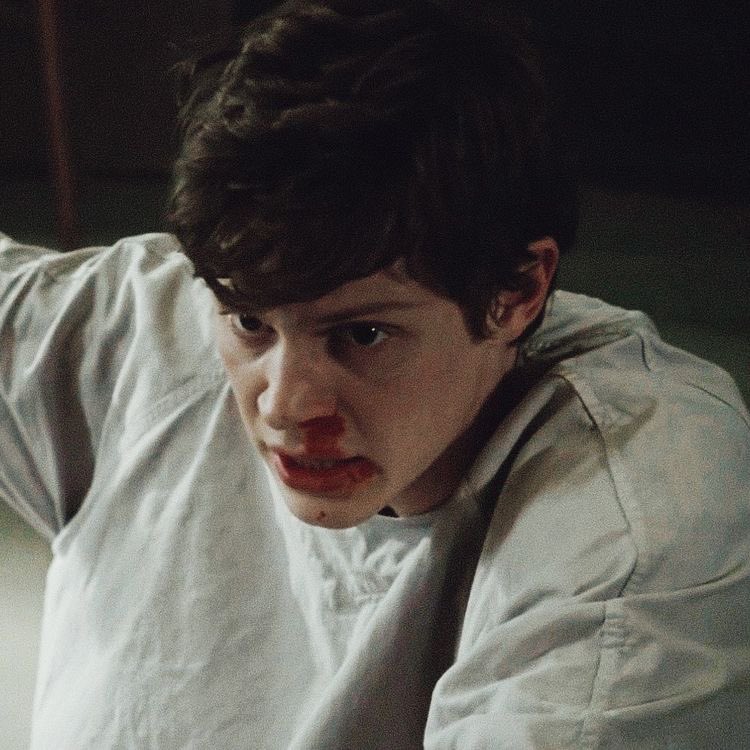 Burrowsswife's tweet image. My sweet boy you deserve so much #kitwalker