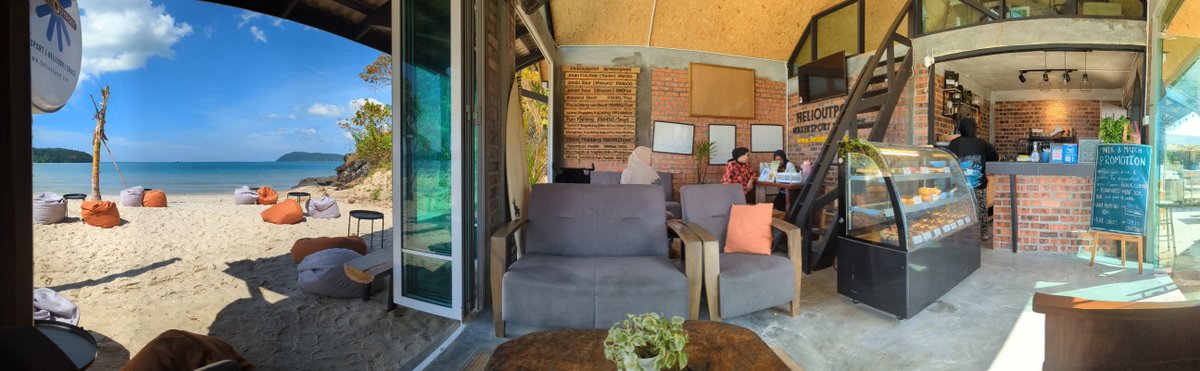 hackerbeach's tweet image. The vibe on Langkawi today (photo by @bkero@kosmos.social):