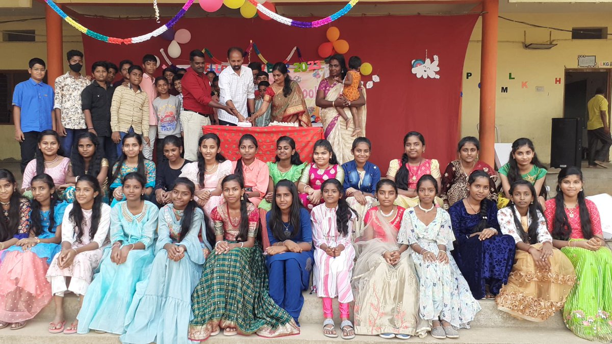 memsjngroups's tweet photo. Montessori JN Group of Schools, Kataram Branch Celebrated New Year 2023.

#memsjngroups #montessorijngroupofschools #childrens #education #mems #students #celebration #newyear2023 #hello23 https://t.co/fquXNolkV9