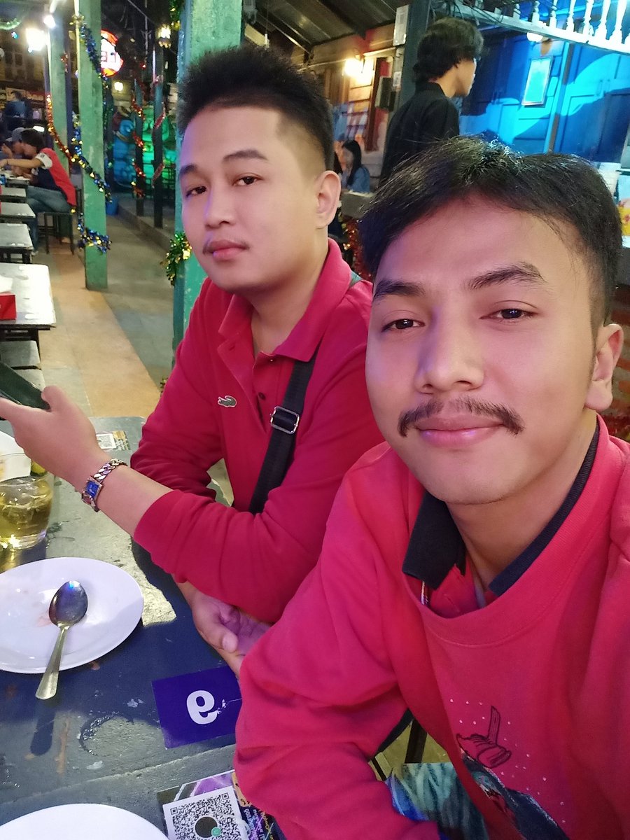 JSWP40's tweet image. ...ใช้เงินหมดแล้ว
เหลือแต่ใช้ชีวิต..555
#สามพราน #นครปฐม #อ้อมใหญ่ #อ้อมน้อย