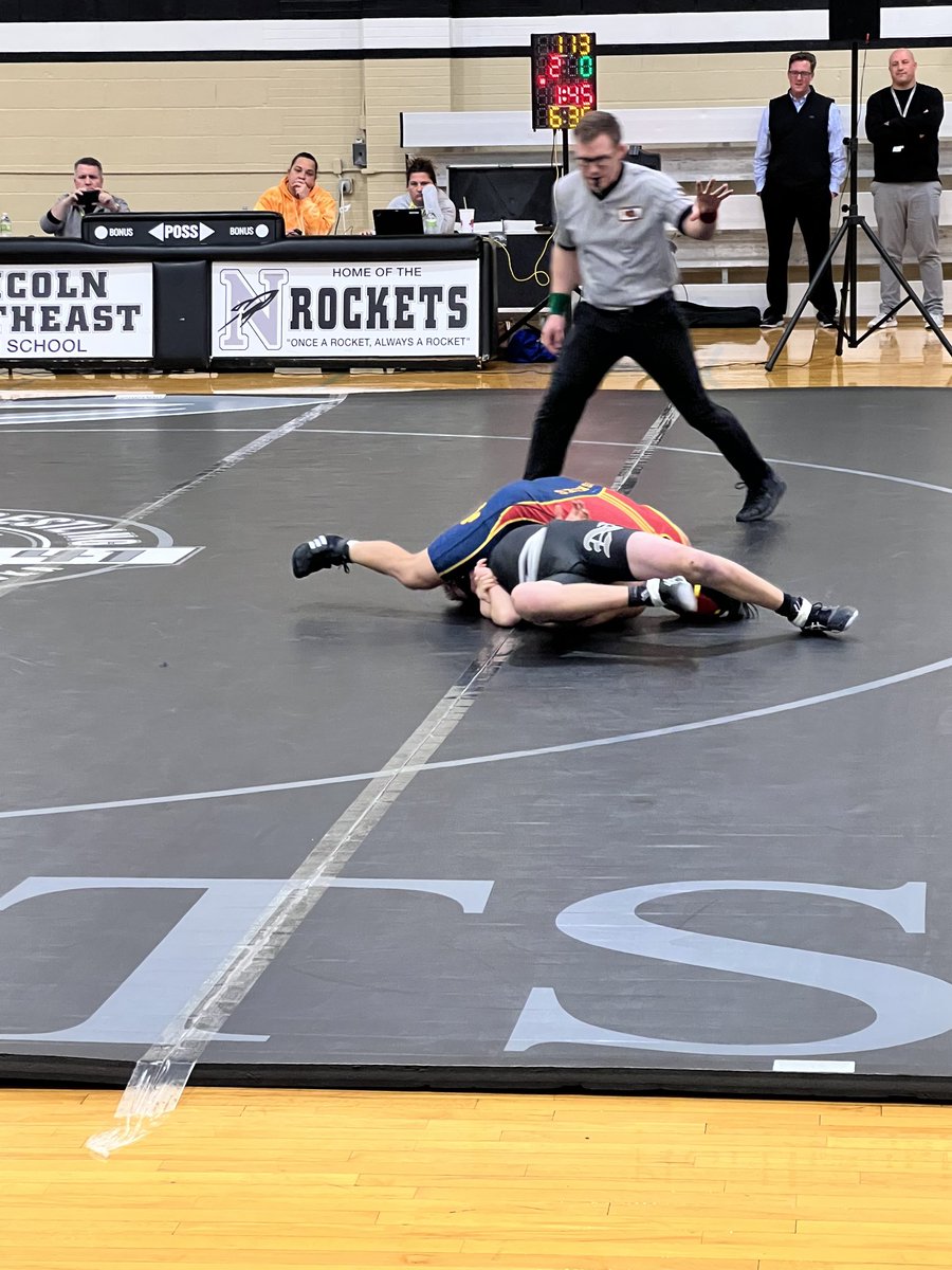 SunNFun68's tweet image. Saw Htoo Lay with the fall!  #victory #PinToWin