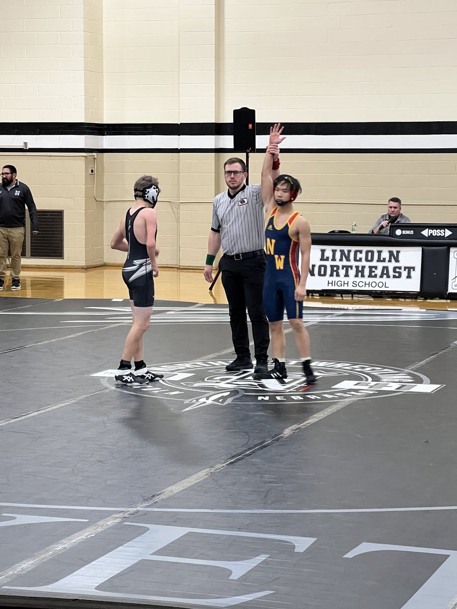 SunNFun68's tweet image. Saw Htoo Lay with the fall!  #victory #PinToWin