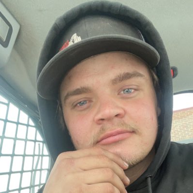 HaxbyDaxton's tweet photo. #NewProfilePic https://t.co/n6Yi2wAYBz