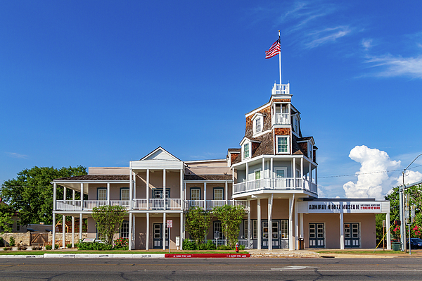 timstanleyphoto's tweet photo. New artwork for sale! - "The Nimitz Hotel" - https://t.co/sUec6OE6Zx @fineartamerica https://t.co/jCWkgoZ0Bd