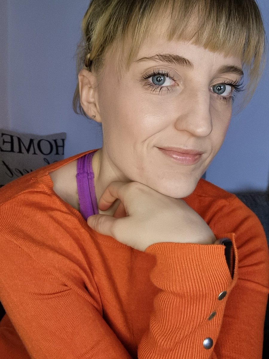 _Miss_Linaa's tweet photo. Guten Morgen 💋 
....Heute nochmal und dann langes Wochenende. 
Packen wir es an 🥱 https://t.co/1jRlmQbjNG