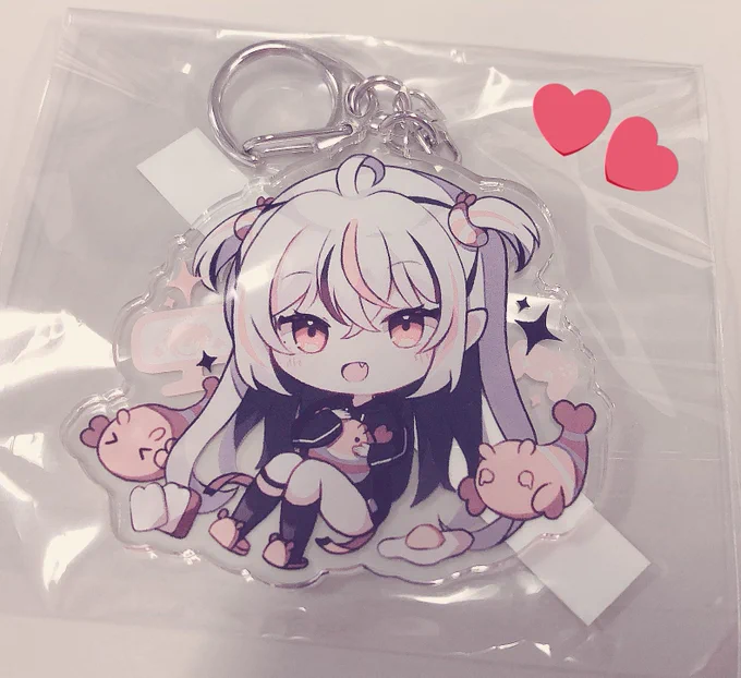 代理ちゃんの絵描いてアクキーにしてくれたやつをいただいた!!!かわいい!!!!!!!!!!!!!!!!!!!!感謝します 
