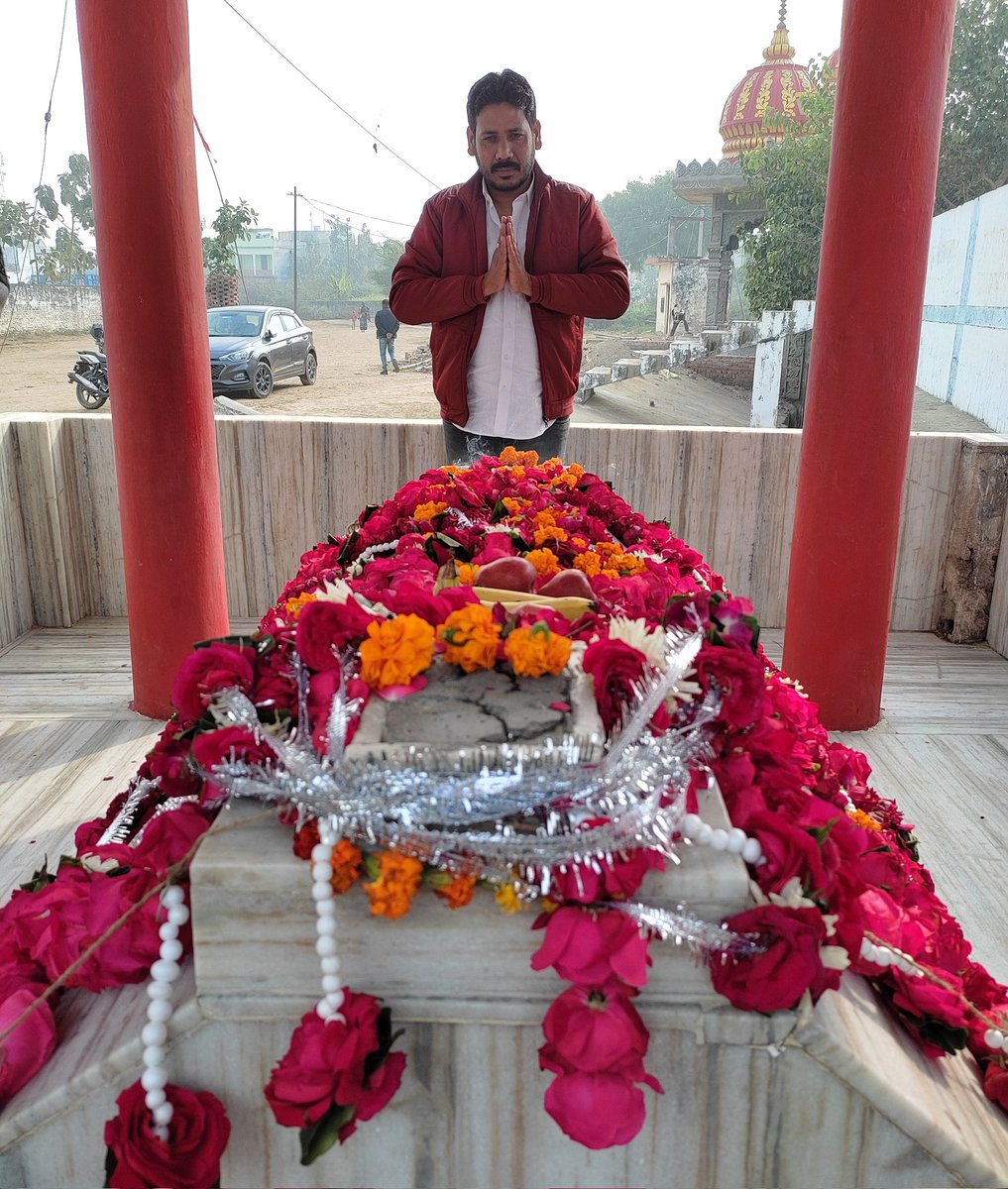 SugganPal's tweet photo. आजीवन विधायक, स्वर्गीय राजू पाल जी की जयंती पर शत-शत नमन
@yadavakhilesh @poojapalmla253 https://t.co/P9TLuyNFup