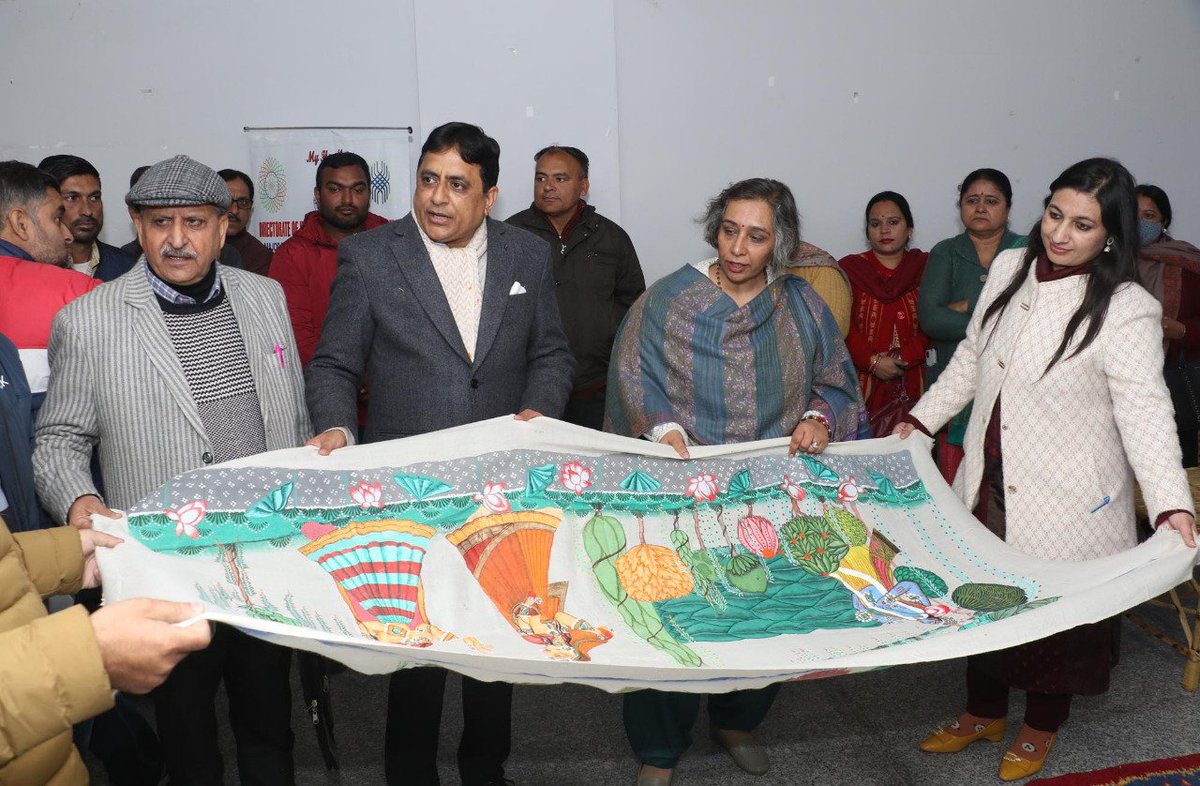 SonikaParihar1's tweet image. Inauguration of state handloom expo at Jammu haat
Expo remain till 17th Jan
Visit and buy
#bevocalforlocal#supporthandmade