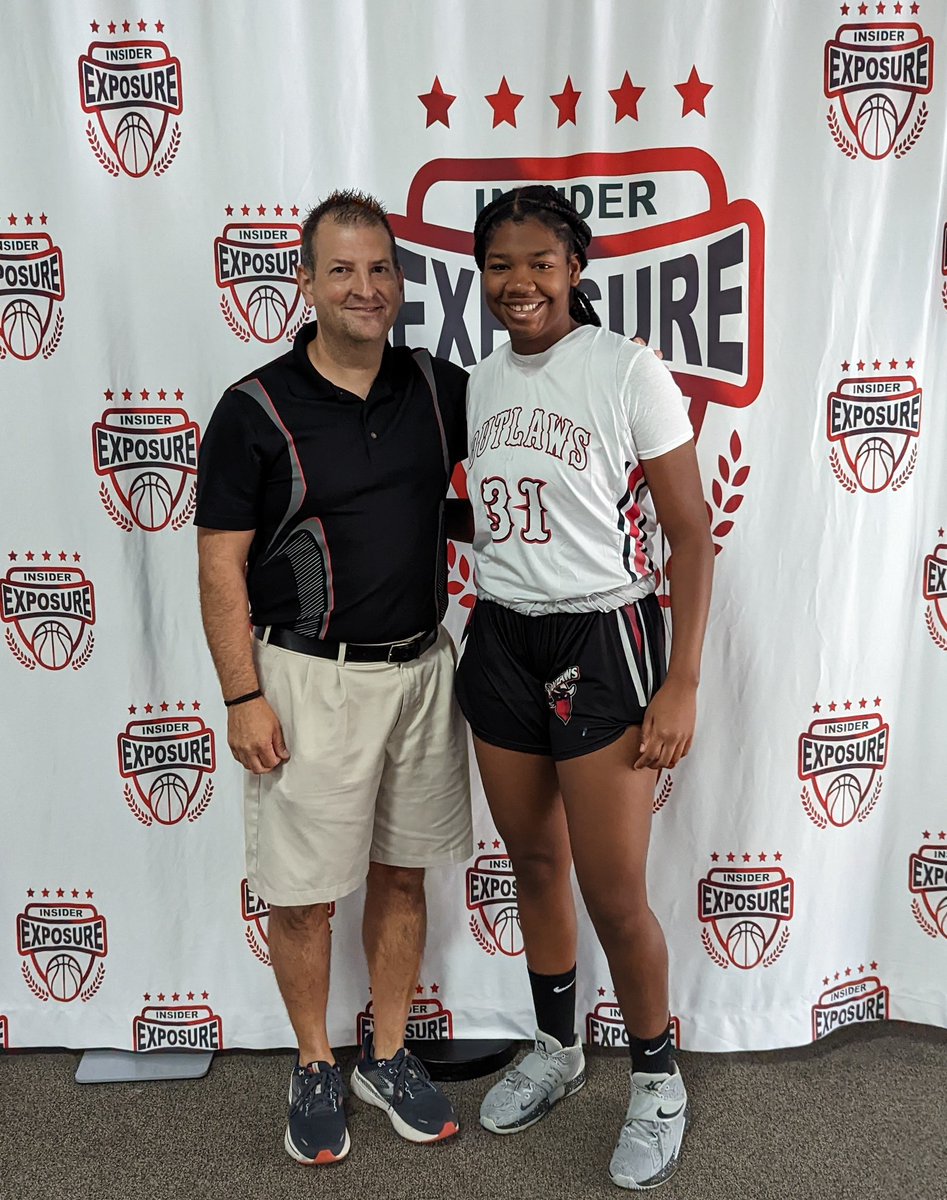 Outlaws2023GBB's tweet photo. Virginia Outlaws watch 👀 @leelee62300308 went off for 43 pts 13 Rebs 2 blks  in overtime game vs Nelson County !  She had two buzzer beaters. Half court at halftime and volleyball line end of 3rd quarter
@PGHVirginia @PrepGirlsHoops @MMBR_CoachGBell @ValleysToPeaks https://t.co/MEWiOTSVZq