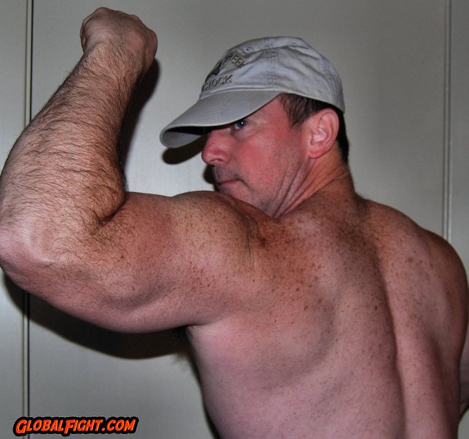 1 pic. Bearcub Gary VIEW THE VIDEO from this shoot on my hubbies page https://t.co/QKEcgu2pjA  --   #hairydaddy