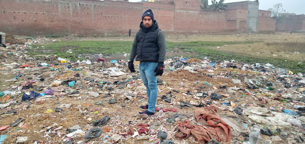 aap_minority's tweet photo. मा.सांसद @SanjayAzadSln के आह्वान व @aap_minority अध्यक्ष @ShakeelMalikAAP के निर्देशानुसार, AAP का #SelfieWithKooda अभियान किया

क्षेत्र-  नगर पालिक सम्भल के मोहल्ला सराय तारीन का ये हे हाल

द्वारा-
सय्यद मंजूर हुसैन
ज़िला अध्यक्ष,सम्भल
माइनॉरिटी विंग
 @AAPUttarPradesh https://t.co/cTjfupXzUK