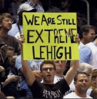 LOLCrowdSigns (@lolcrowd) on Twitter photo 