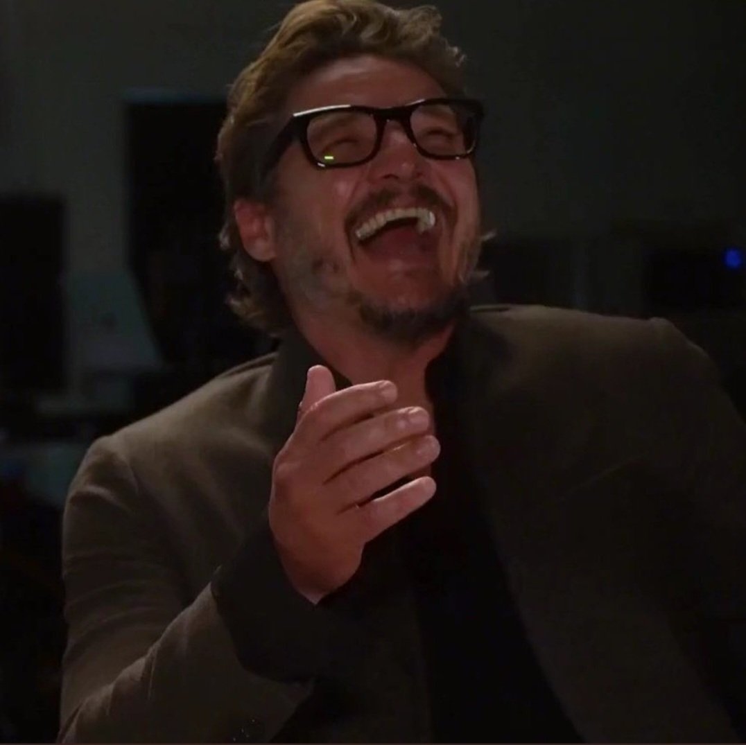 LaTissaMiller's tweet photo. He is pure sunshine. I love him so much!!! πβοΈβ₯οΈ #PedroPascal #Ilovehim #heissoadorable https://t.co/lYXSbQqQDY