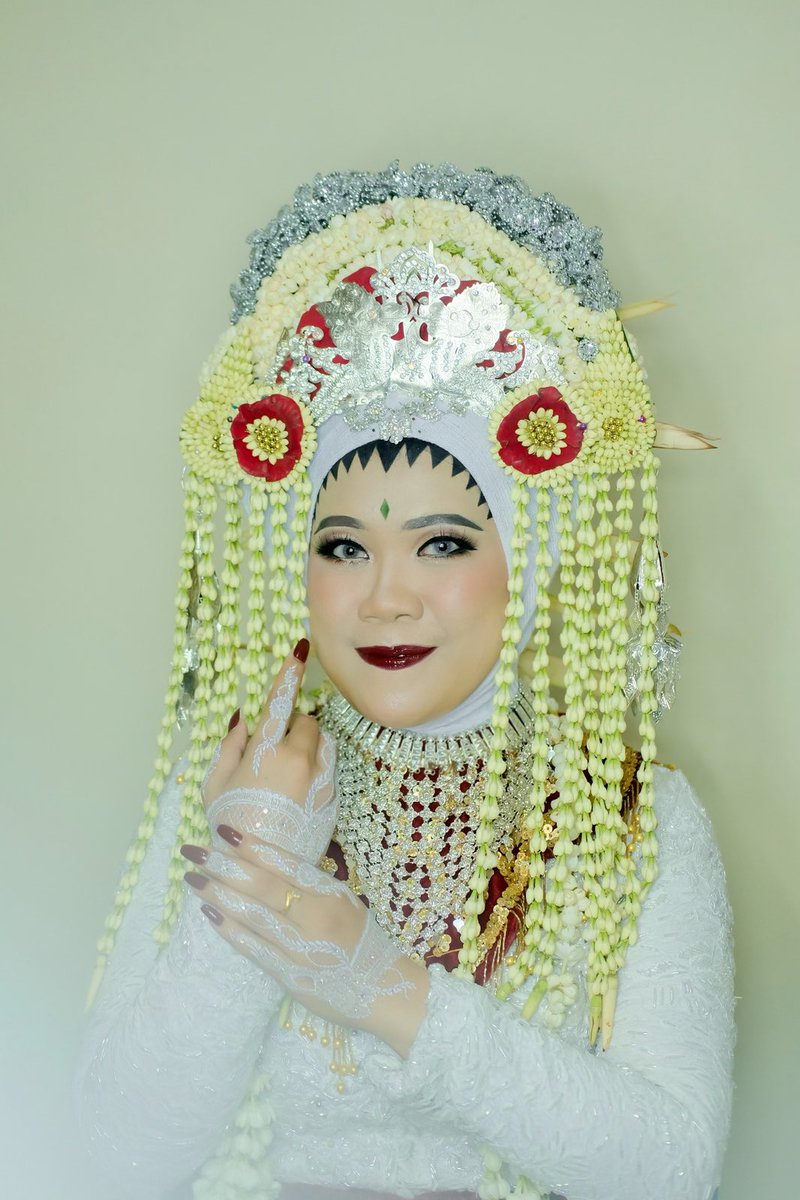 FirahAlam's tweet photo. Aku cantik bangeeedddd 🥰 https://t.co/KMRGEeT6mi