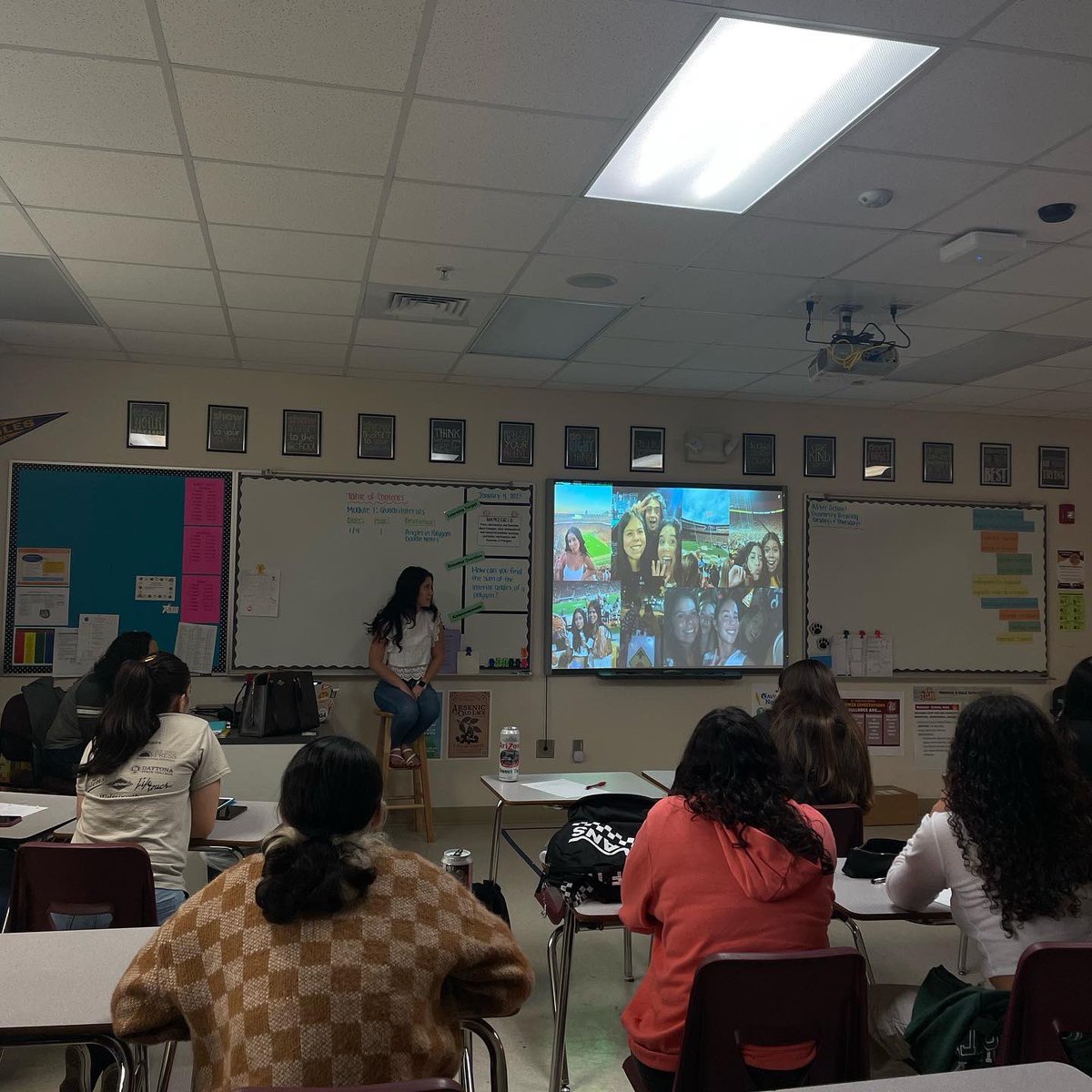 SCHS_LIA's tweet photo. Today we had the opportunity to hear from our former secretary, Dainne Lugo. She talked with us about her experiences attending college out of state, offered us advice, and how LIA has been helpful and opened up many opportunities. We appreciate your visit today, Dani. #lia #schs https://t.co/VC7Al2CdQ6