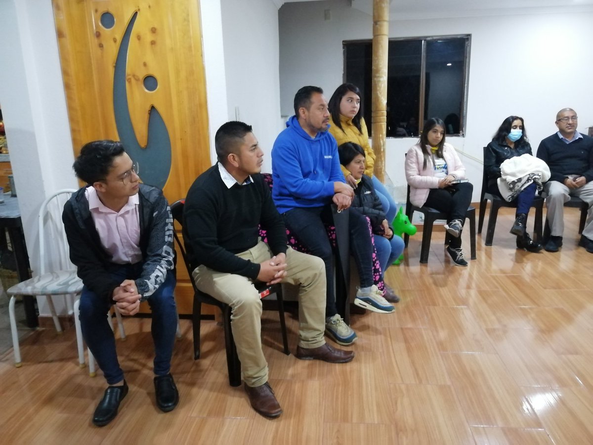 MarioVCastroQ's tweet photo. La casa de don Carlos Guzhñay, será la sede parroquial de la 'Alianza Contigo Avanza por #Cuenca y el #Azuay' listas 104-8-3. 

#MarioCastroAlcalde por una #CiudadSegura. https://t.co/7KqsdQHu5h