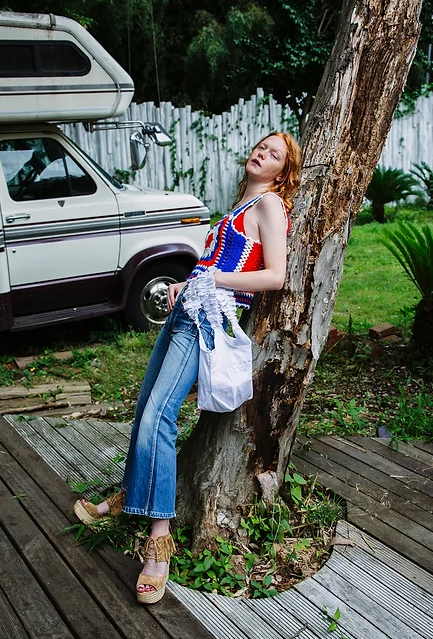 HELOYSEofficial's tweet photo. - shoulder on LOVE denim mini -

 あなたの肩に愛と希望をそっとお届けします。

取り外し可能なファスナーポーチが付き。

可愛さと機能性をもち合わせたトート。

#heloyse #エロイーズ #sholderonlove #ショルダーバッグ https://t.co/4oBX1SmGRp