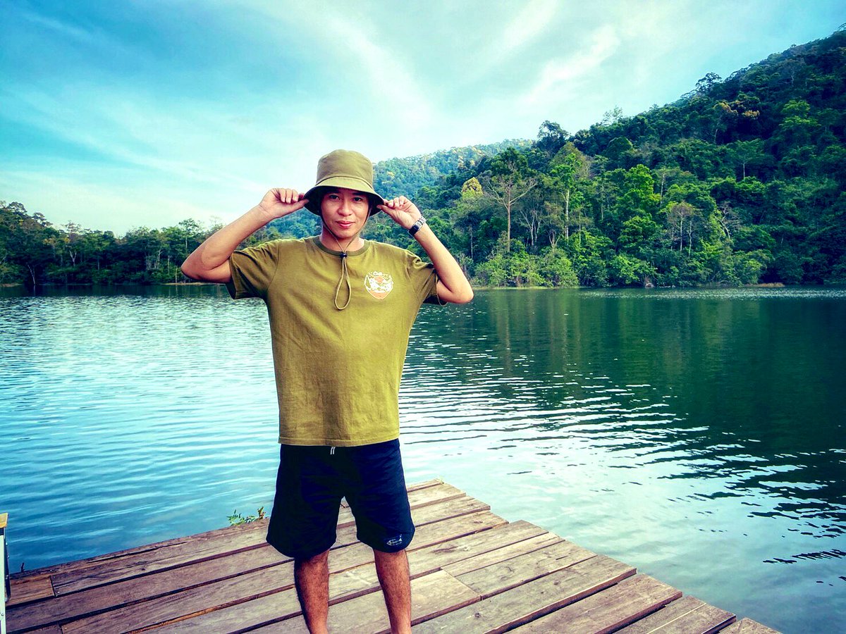 permsombat's tweet photo. "รักที่ดีคือ...รักตัวเอง"
_______________________________☁️💙💙🍃🌱⛰️
#คําคม #คําคมชีวิต #คําคมความรู้สึก 
#แคปชั่น #แคปชั่นเด็ด #แคปชั่นเศร้า 
#ธรรมชาติบําบัด #หลงรักนักเดินทาง💚 https://t.co/7S5wbmOw8P