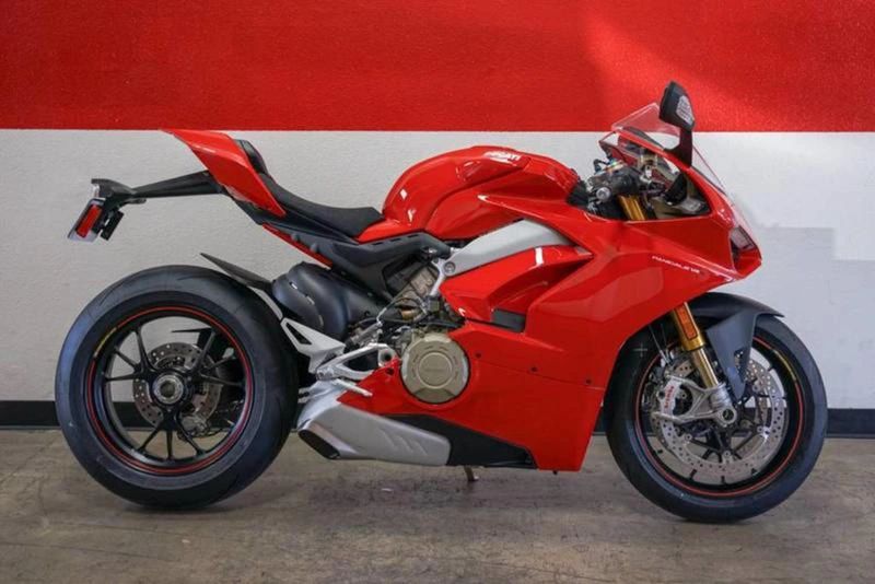 SlrTuning's tweet image. slrtuning.com/ecu-flash/ols/…

SLRTuning.com
#ducati #V2 #V4 #V4R #panigale #StreetFighter

slrtuning.com/ecu-flash/ols/…