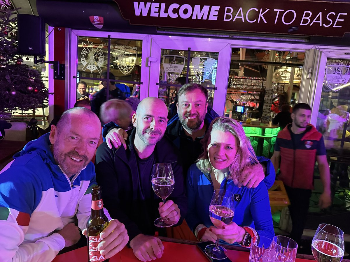 Craig O'Shannessy 🇺🇦 on Twitter "Hi Austria! 🇦🇹⛷️🎿🚡🚠"