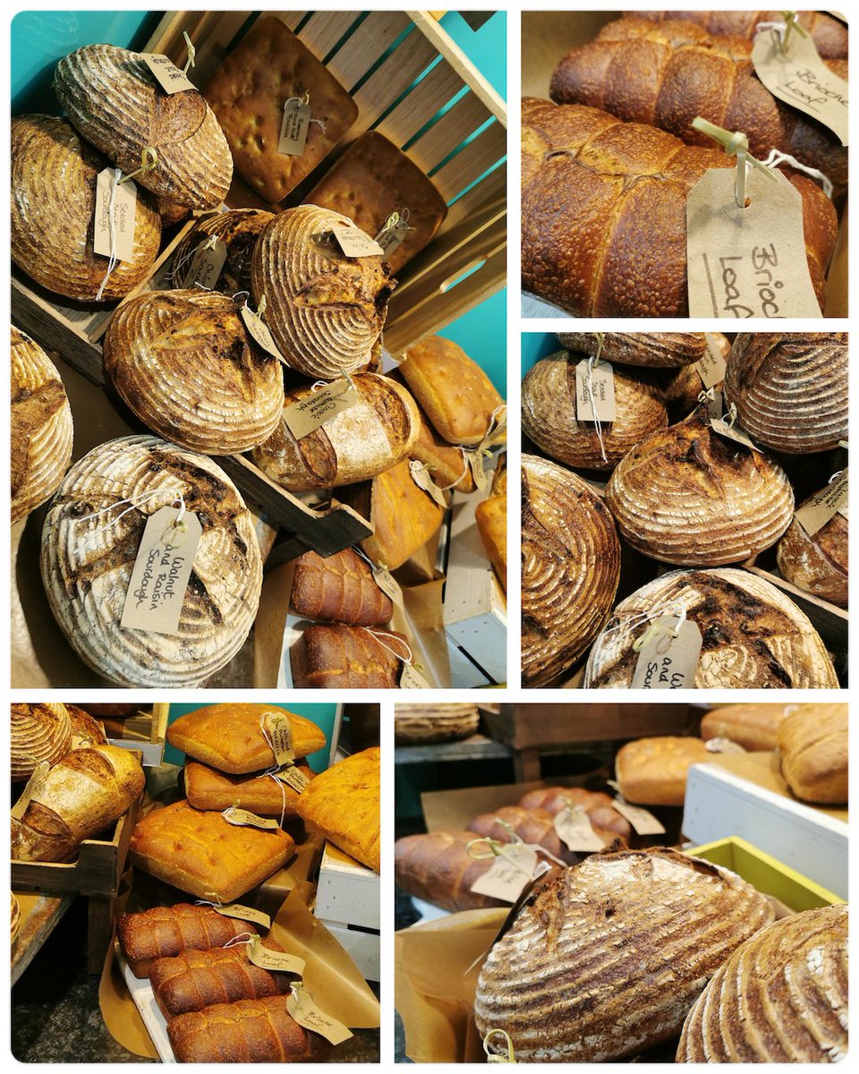 cateringbm's tweet photo. Is there anything quite like the smell and taste of freshly baked bread? #FoodatWork #FundamentallyFood #FreshBakedBread https://t.co/WLobcF0OdQ