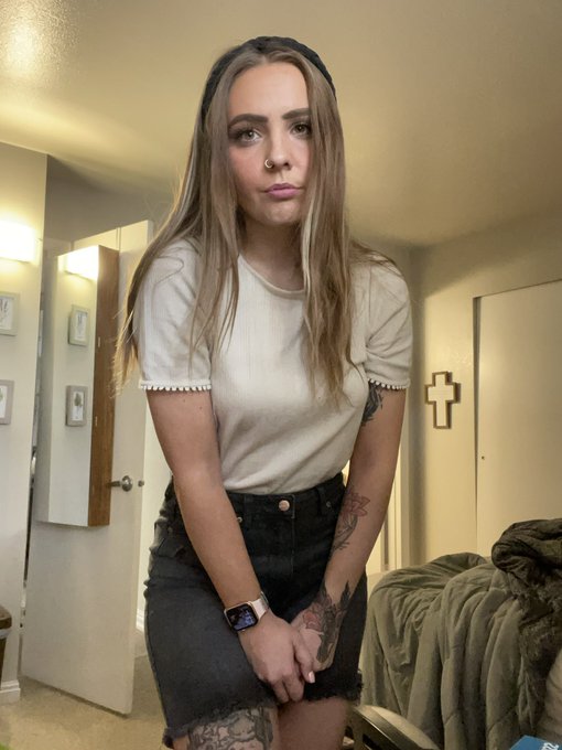 TW Pornstars - starry . The most retweeted pictures and videos for all time