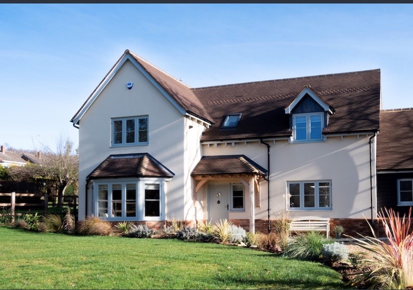 residence9's tweet photo. 😀 Throwback to this beautiful home featuring R9 windows in Painswick 🌳
🛠️ Installation by @ListerTF
To find out more and to start your #myresidence journey today, visit https://t.co/0q2wNlNXVY
#throwbackthursday #residencecollection #R9 #residence9 #painswick https://t.co/tjcng7EZd7