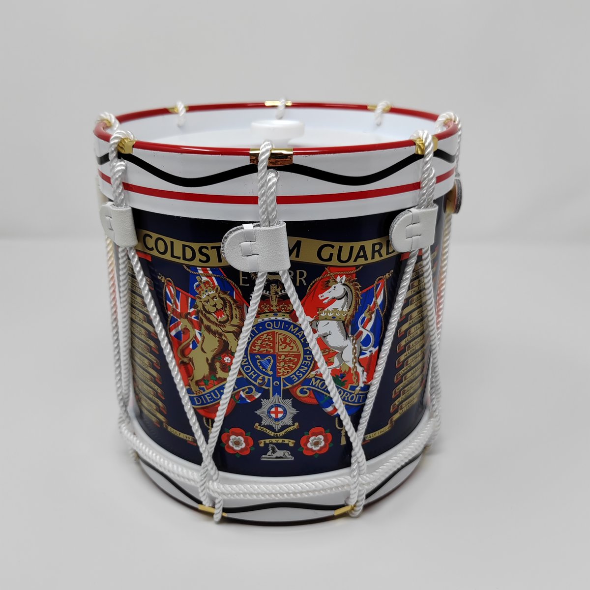 RegimentalReps's tweet image. The @ColdstreamGds is the oldest continuously serving regular regiment in the @BritishArmy As part of the #HouseholdDivision, one of its principal roles is the protection of the monarchy; due to this, it often participates in state ceremonial occasions. 

#coldstreamguards