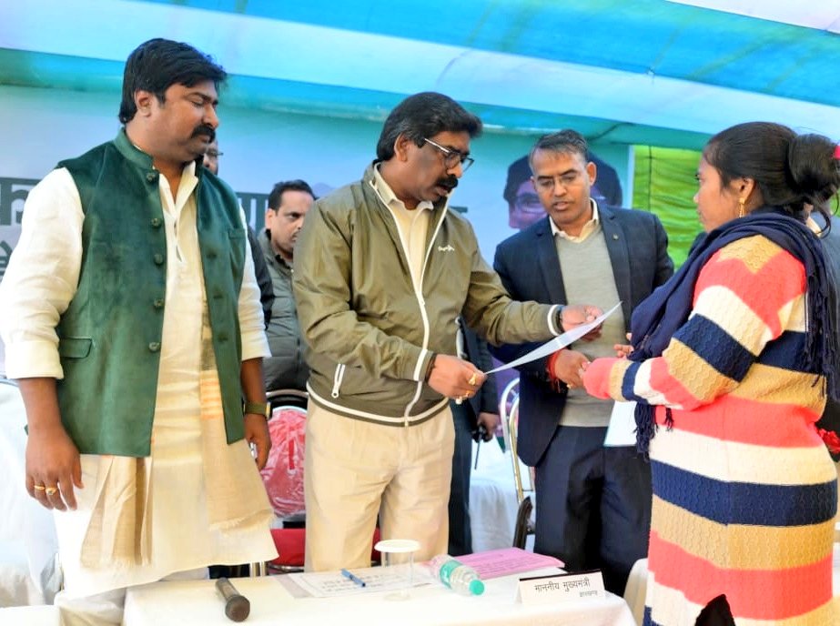 अब योजनाएं कागजों-फाइलों में सिमटी नहीं रहेगी: हेमंत सोरेन - Now schemes will not be confined to papers and files: Hemant Soren