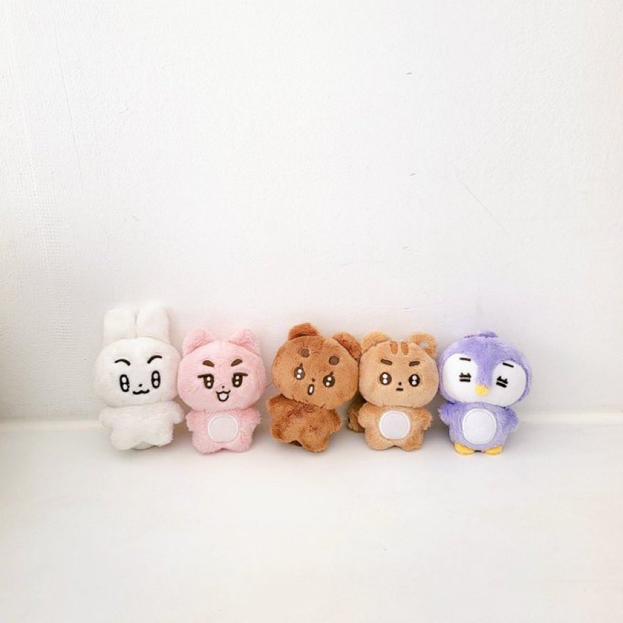 ポバトゥほんとに可愛すぎる是非また再販して欲しい🥺あと2匹はお迎えしたい🐰