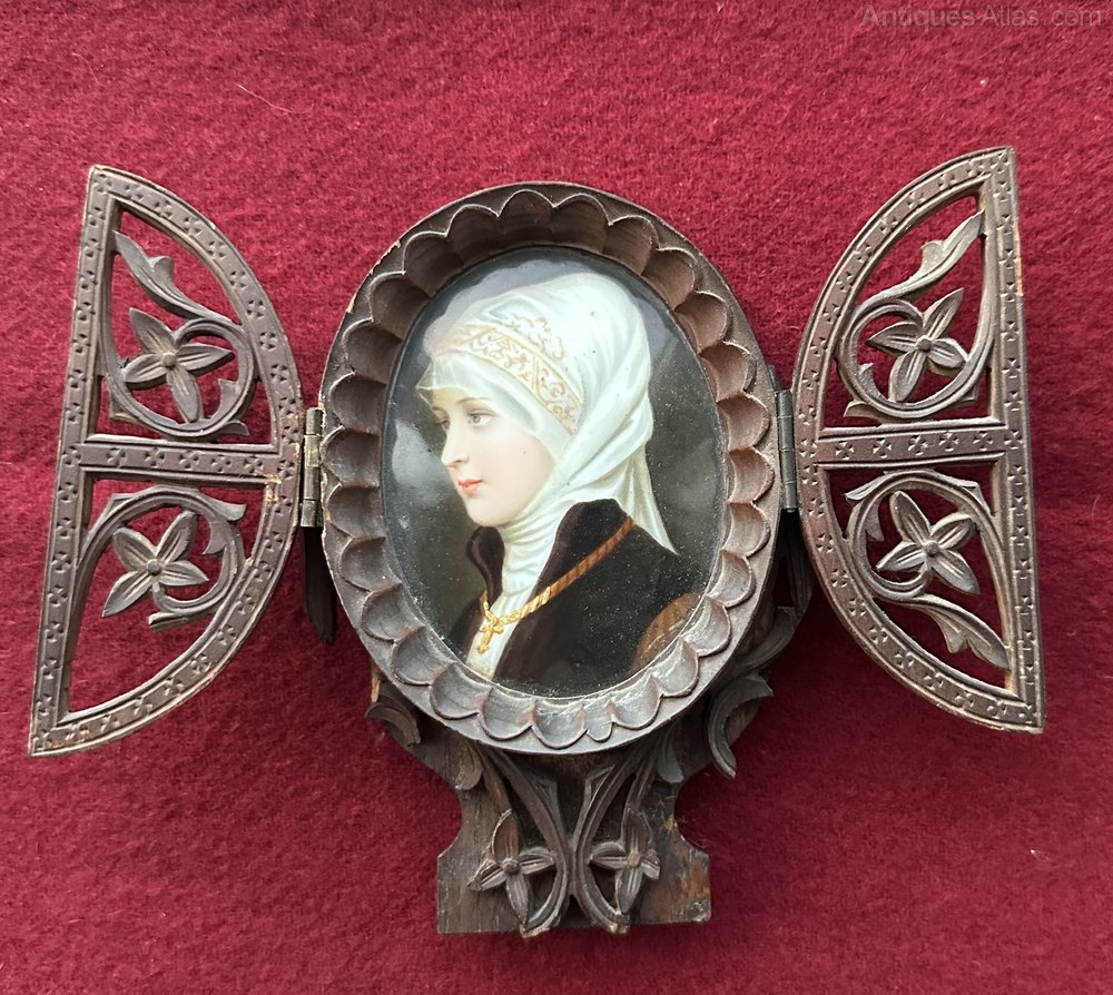 antiques_atlas's tweet photo. Portrait Miniature Circa 1875 Click link for more details
https://t.co/K8Xt3K1naj Art On Antiques Atlas https://t.co/Q2IcHNN80F #portraitminiature #miniaturepainting #miniatureportrait https://t.co/Z5H6zv1aXy