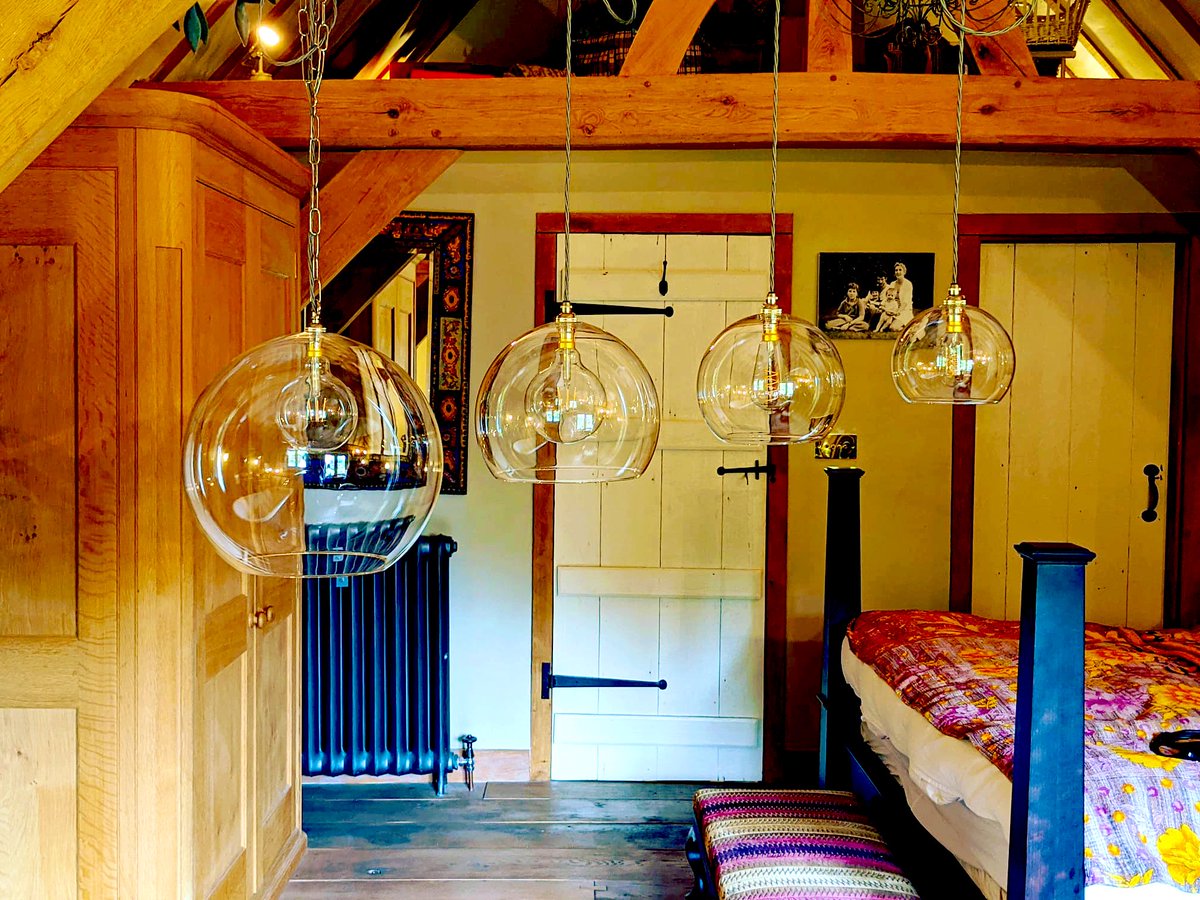 wall_lighting's tweet image. Happy new year! We are offering a 10% discount on all of our products and collections till the end of January! Use our discount code: NewYear10.