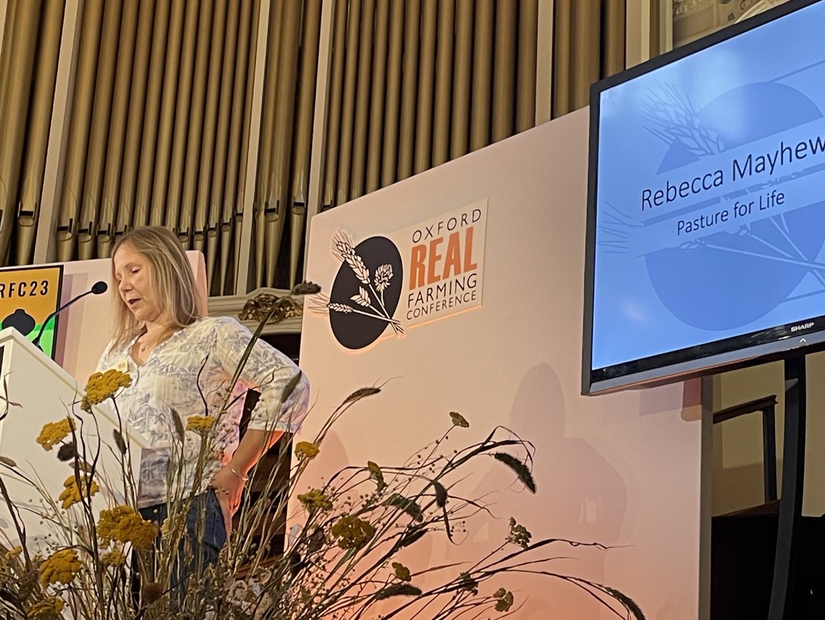 Howemill tweet media