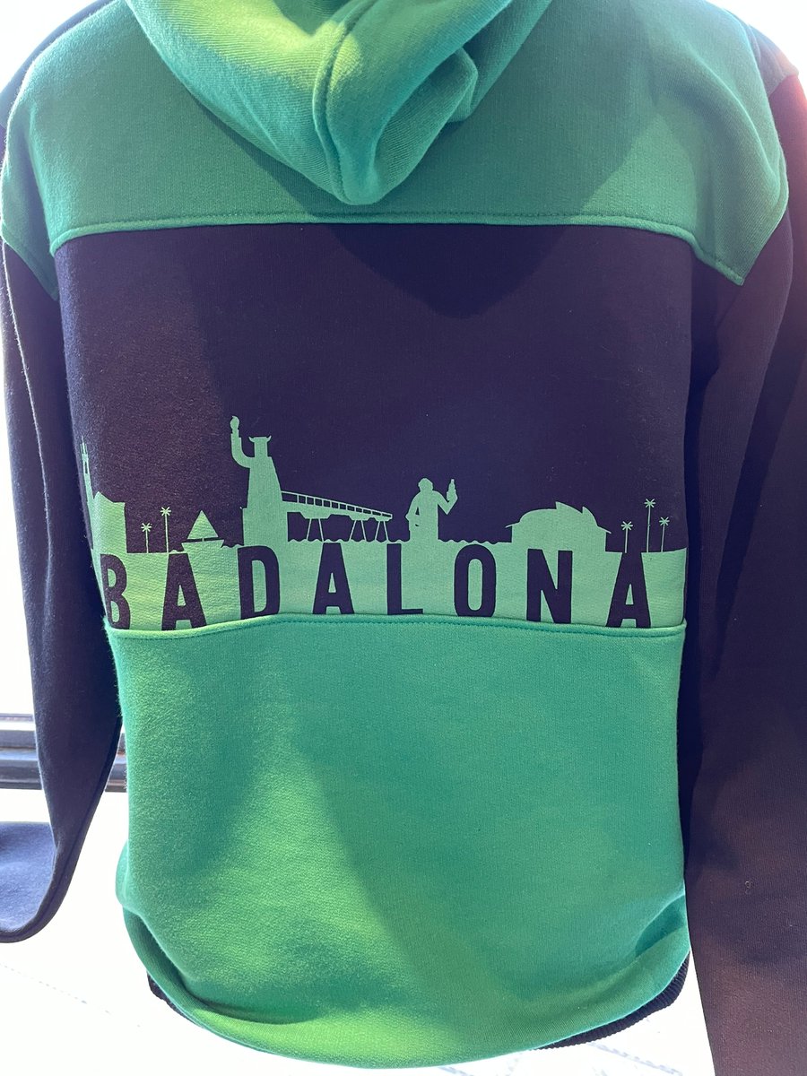 🎁👑 𝐒𝐎𝐑𝐓𝐄𝐈𝐆 𝐃'𝐔𝐍𝐀 𝐃𝐄𝐒𝐒𝐔𝐀𝐃𝐎𝐑𝐀 𝐎𝐅𝐈𝐂𝐈𝐀𝐋

🤔Què heu de fer per participar al sorteig?

1⃣ RT i like
2⃣ Comentar la publicació dient la talla que voleu

😀 Molta sort!

#BadalonaÉsFutur