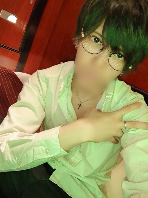 動画撮影中。 https://t.co/YMLcHKuGWv<a href="/tag/%E3%81%84%E3%81%84%E3%81%8A%E3%81%A3%E3%81%B1%E3%81%84%E3%81%AE%E6%97%A5"class="tags"><span>#いいおっぱいの日</span></a>