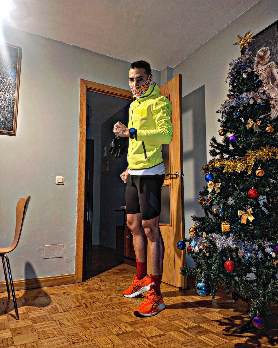 maqueda1992's tweet photo. Modo Maratón ➡️ ON 🔥
👣👣 El comienzo de un largo camino que nos viene por delante 💪
#JmTeam
#corrermola
#modomaraton
#deporteessalud
#nopiensescorre https://t.co/MI4Ae0WZHX