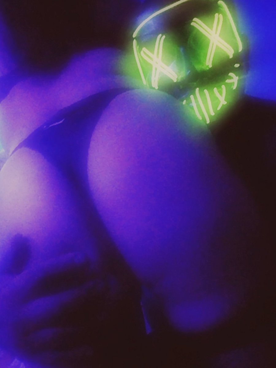 Estefanny_pla1's tweet photo. Reforzar la amistad ♥️🔞😎
#FotosIntimas #onlyfansgirl #onlyfan #FanslyPromo #Fantasia #ErotismoPuro #explicitcontent #lencería #purgue
#loveislove https://t.co/47BbFCA3gY