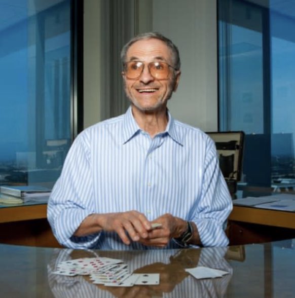 🧵 Card counting 

Edward Thorp is a mathematician and respected investor, partly responsible for dev...