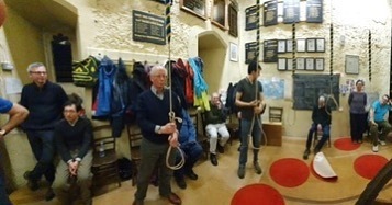 KingstonRingers's tweet photo. Third in the #triptych 🖼️3/3 #kingstonbellringers #practicenight

For our intermediate ringers, Gavin, Kate C and So-Shan tried PH9 for the first time; Kate tried calling changes (her New Year’s resolution) on 8, assisted by Chris R; and the experienced … https://t.co/eISaiXrgeA https://t.co/o3rDuSijoo