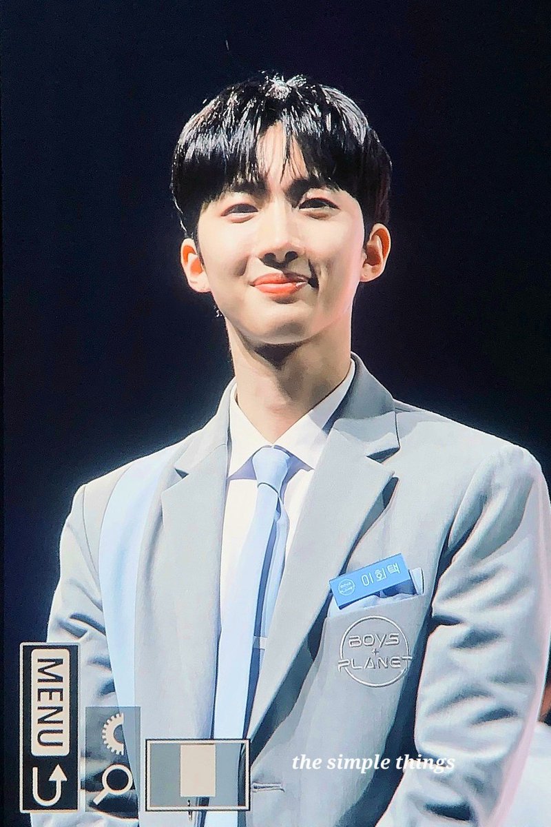 SimpleThingsHUI's tweet photo. 230105

#BOYSPLANET #이회택 #회택 #후이 #LEEHOETAEK  #보이즈플래닛 @_mnetboysplanet @CUBE_PTG https://t.co/iuUgoMAVl8
