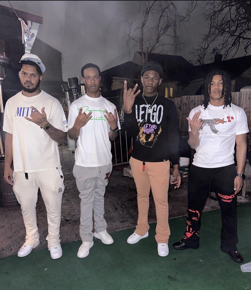 They know how I’m coming behind y’all.. fa bro’nem I’ll be a temporary slime ball 🦅