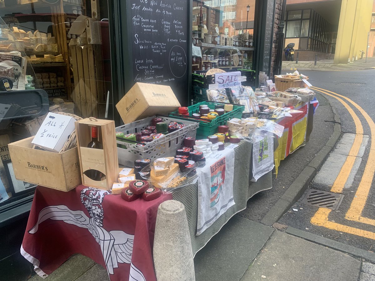 katrinakerr55's tweet photo. Massive cheese sale ⁦@CheeseWedgeCo⁩ https://t.co/rPzQmtNKID