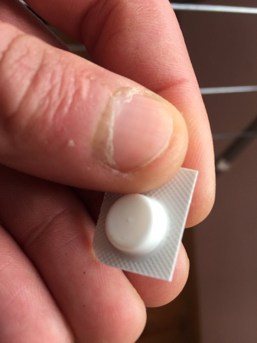 "Sorry, we cannot sell more than a pill. Others should be able to buy too", says pharmacist in Stepanakert.

I was buying a simple medicine for a headache that cost a penny.

Imagine the situation of the most necessary medicine in #NagornoKarabakh.