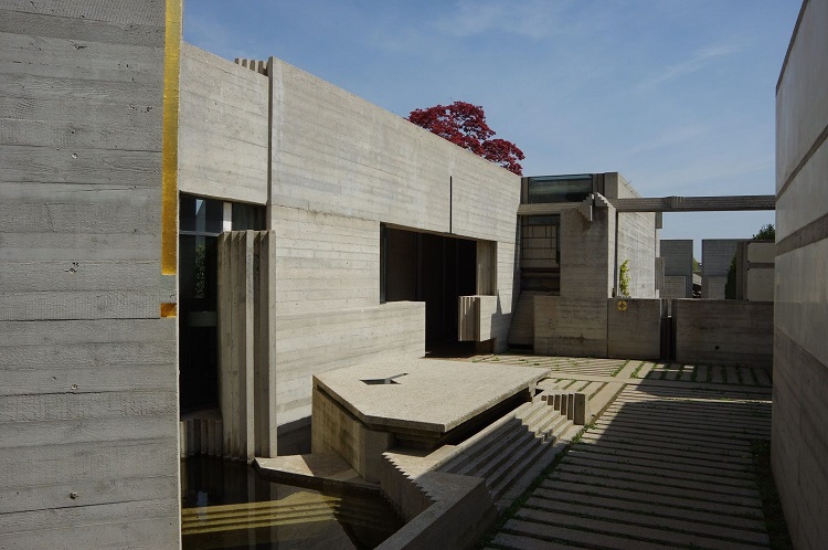 SonoitaliaInfo's tweet photo. Der Bestattungskomplex der #Tomba #Brion in San Vito d’#Altivole in der Nähe von Asolo ist eines der Hauptwerke des Architekten #Carlo #Scarpa. Vor kurzem wurde er restauriert.👉https://t.co/yy1GYcl9I6 @TurismoVeneto
@marcatreviso @CiaoNico https://t.co/B86khJktz1