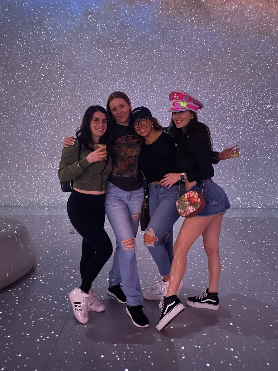 🦊Nadia Foxx🦊 on Twitter: "RT @CiaraCollins27: Love you to the moon and